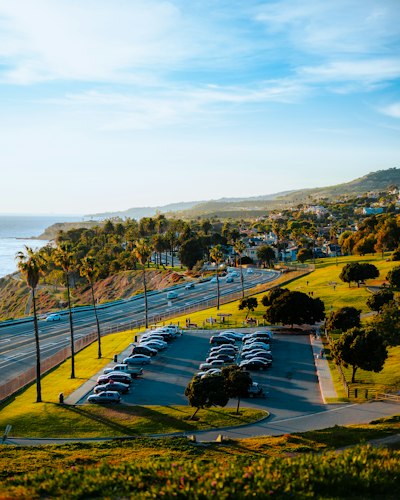 a parking lot with cars
