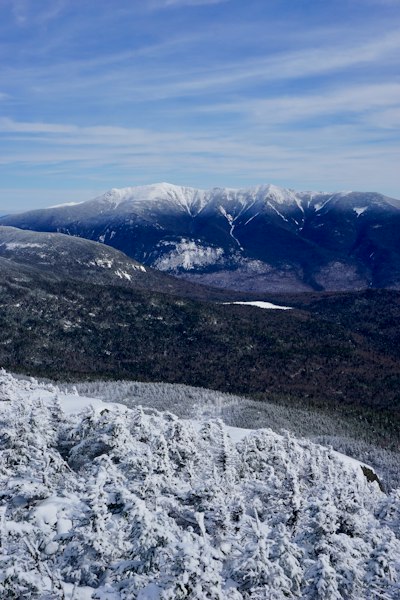 icy mountain scenery